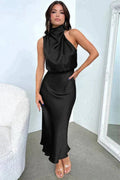 Vestido Sofía Largo de Satén con Cuello Halter