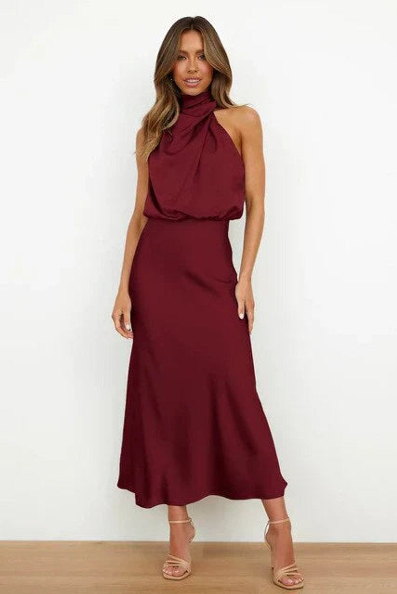 Vestido Sofía Largo de Satén con Cuello Halter